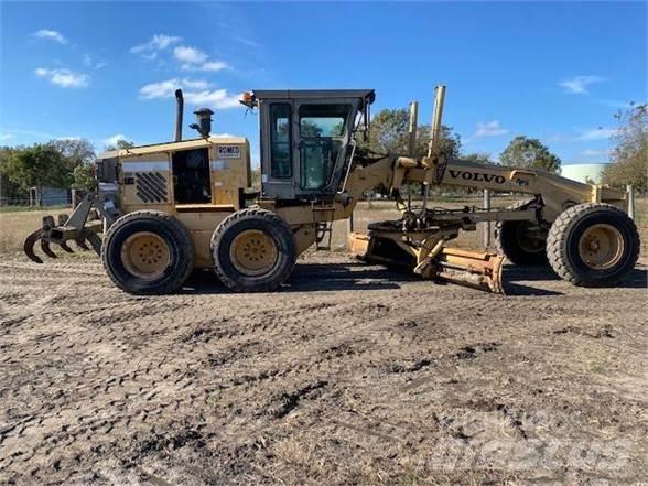 Volvo G730 VHP معدات تمهيد الطرق