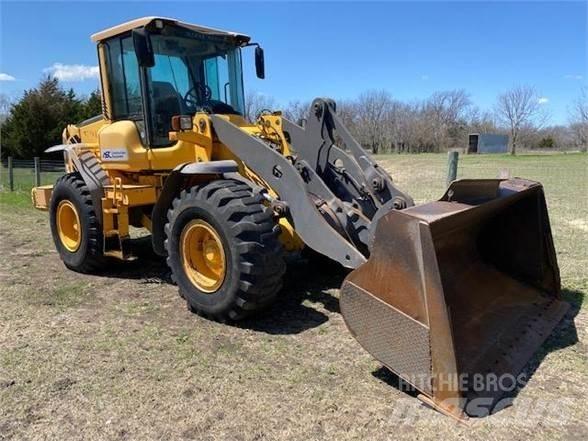 Volvo L60F لوادر بعجل