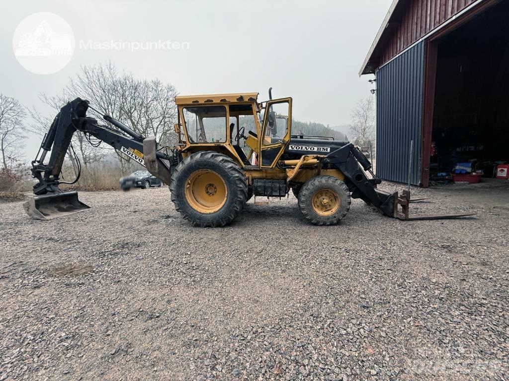 Volvo BM 616 B لوادر ذات جرافات عكسية