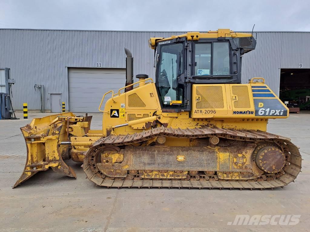 Komatsu D 61 PXI-23 بلدوزرات مجنزرة