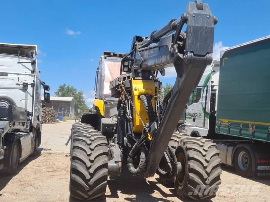 Ponsse Fox حصادات