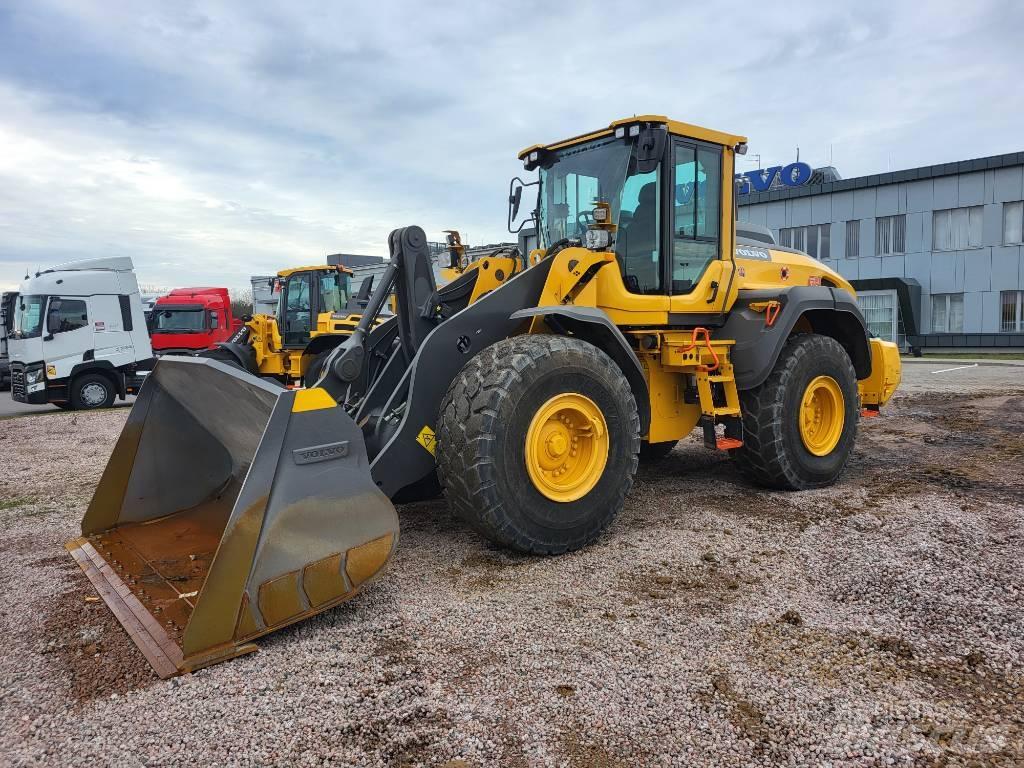 Volvo L 110 H لوادر بعجل