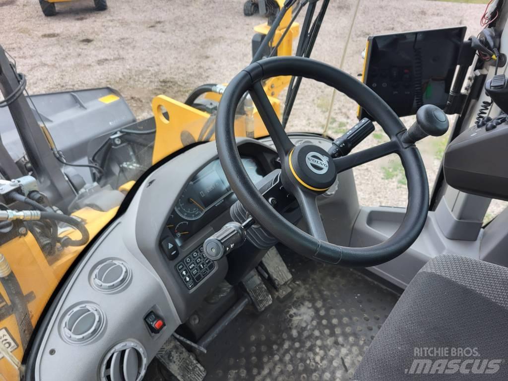 Volvo L 110 H لوادر بعجل