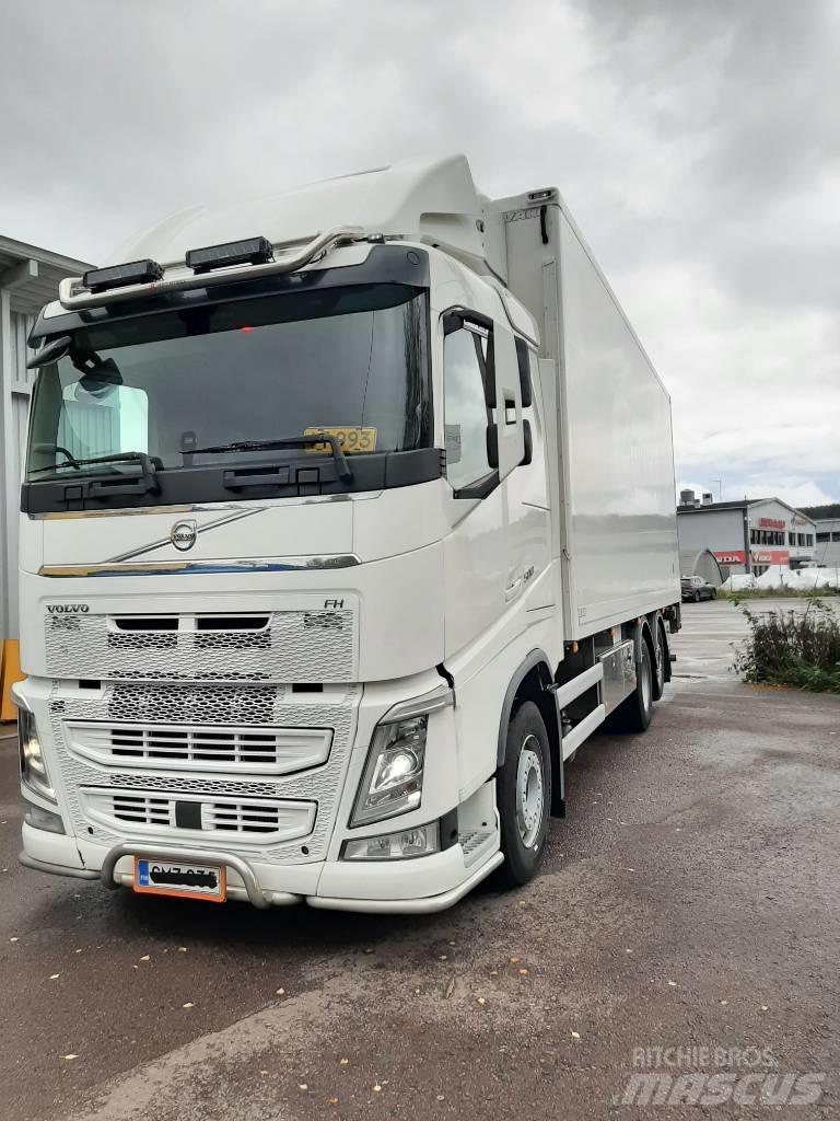 Volvo FH 13 شاحنات بدرجة حرارة قابلة للضبط