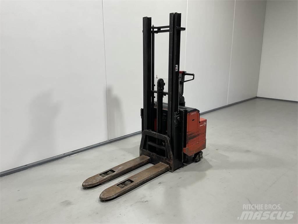BT LSF1250/11 شاحنات مناولة ذاتية الدفع