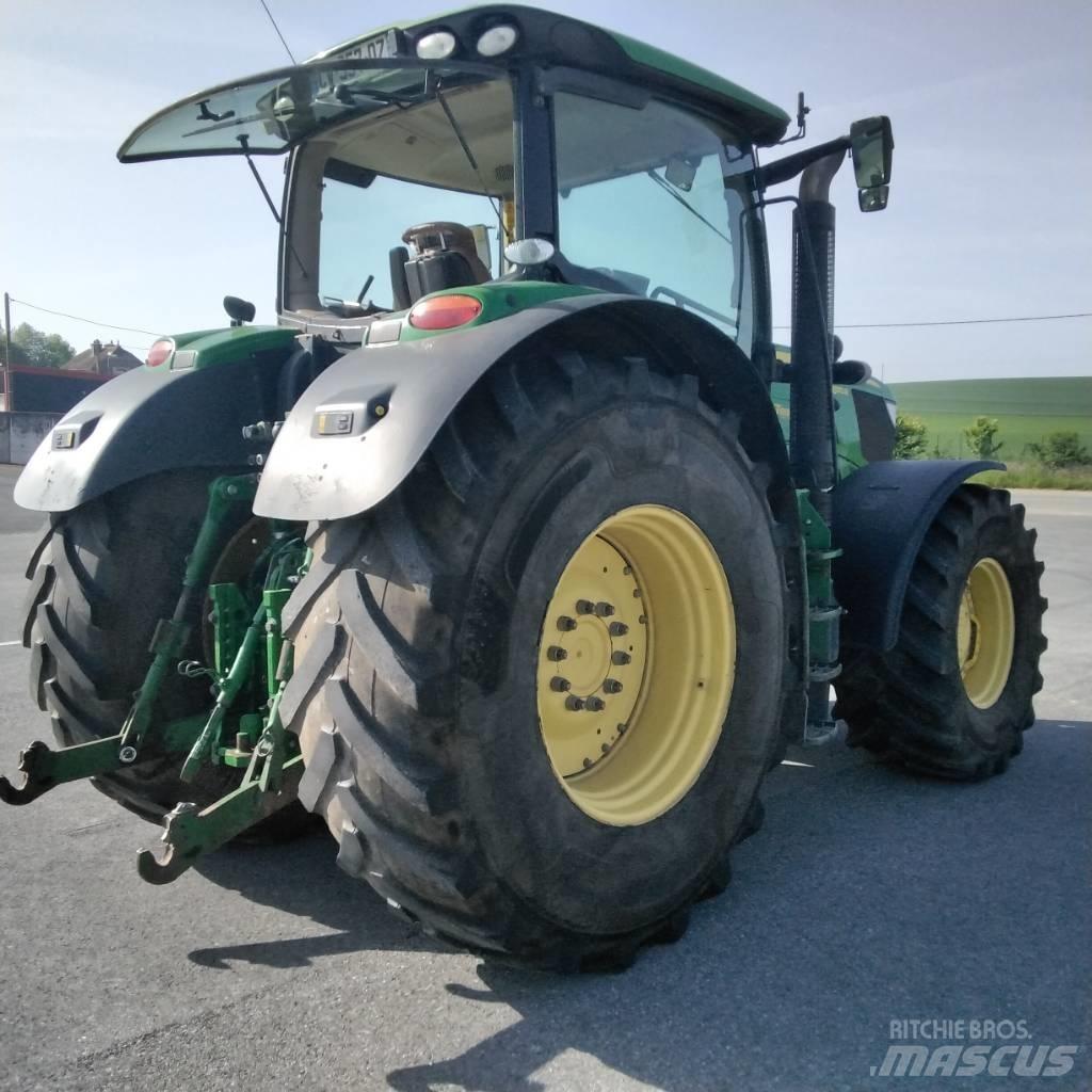 John Deere 6170R الجرارات