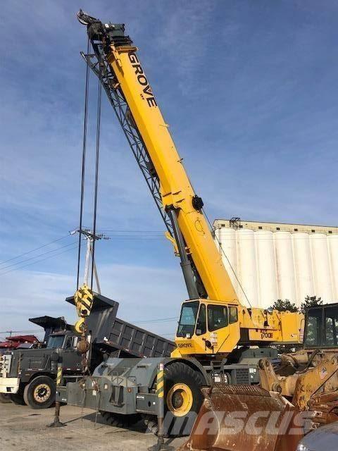 Grove RT 700 E رافعات الطرق الوعرة