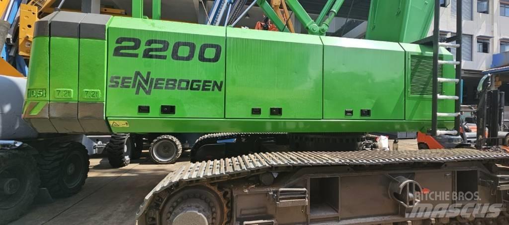 Sennebogen 2200 رافعات مجنزرة