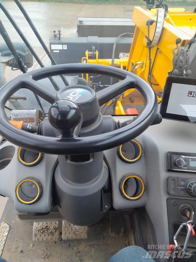 JCB 542-70 معدات مناولة لأغراض الزراعة