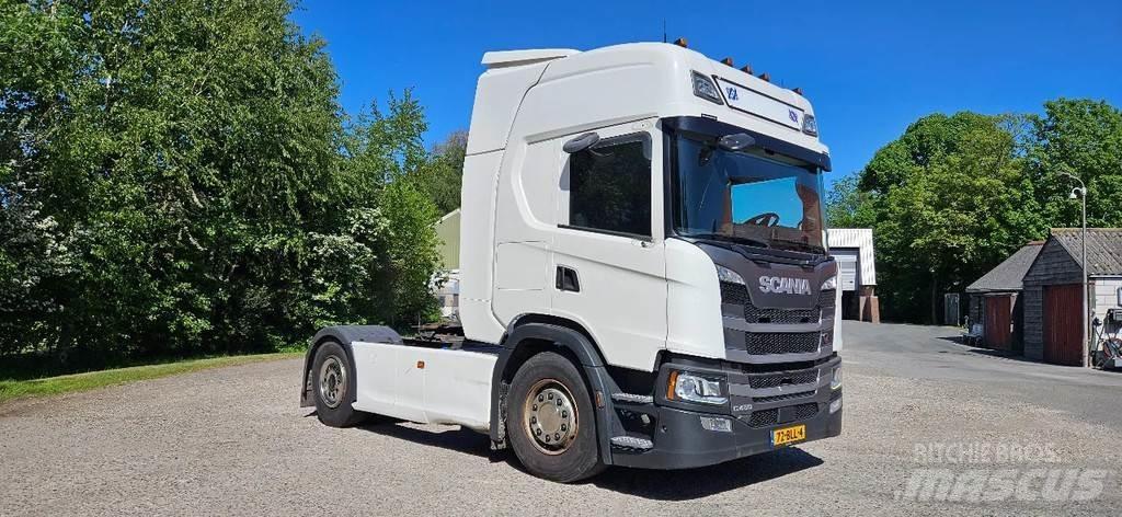 Scania G450 وحدات الجر