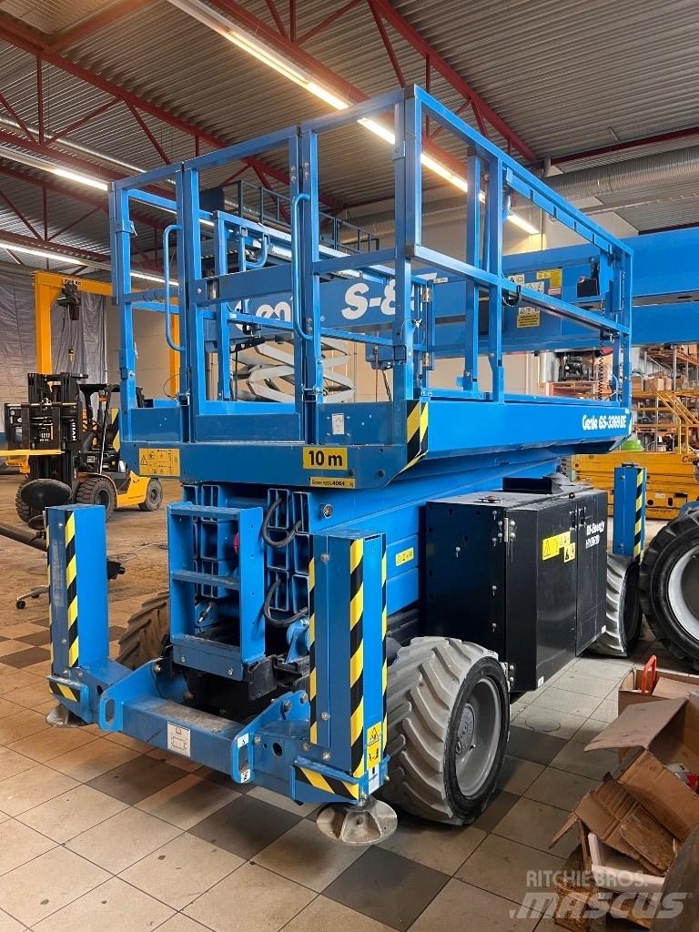 Genie GS 3369 BE رافعات مقصية الشكل