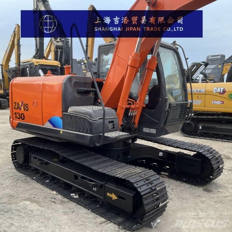 Hitachi ZX 130 حفارات وسط 7 طن - 12 طن