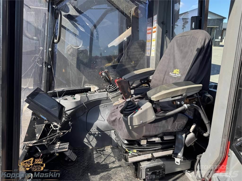 Valmet 911.3 حصادات