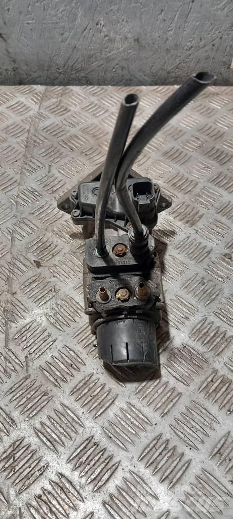 Scania G 400   1942889 مكابح