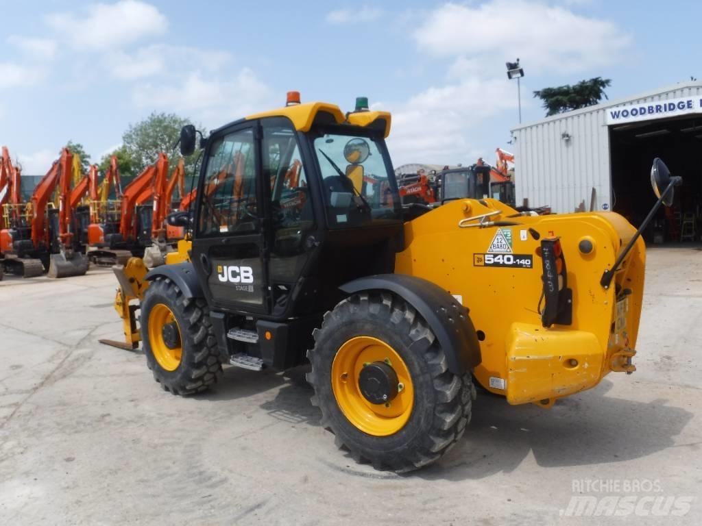 JCB 540-140 HI VIZ مناولات متداخلة