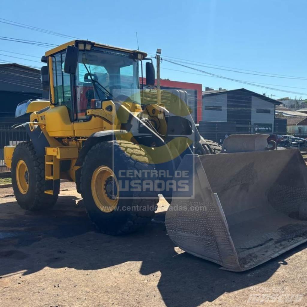 Volvo L 90 F لوادر بعجل