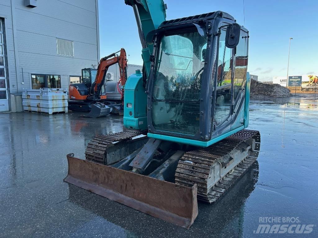 Kobelco SK 75 SR حفارات وسط 7 طن - 12 طن