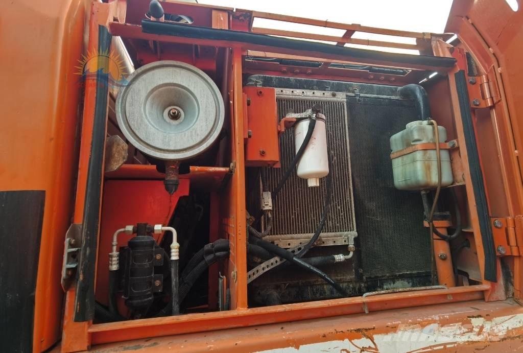 Doosan DH 150W-7 حفارات بعجل