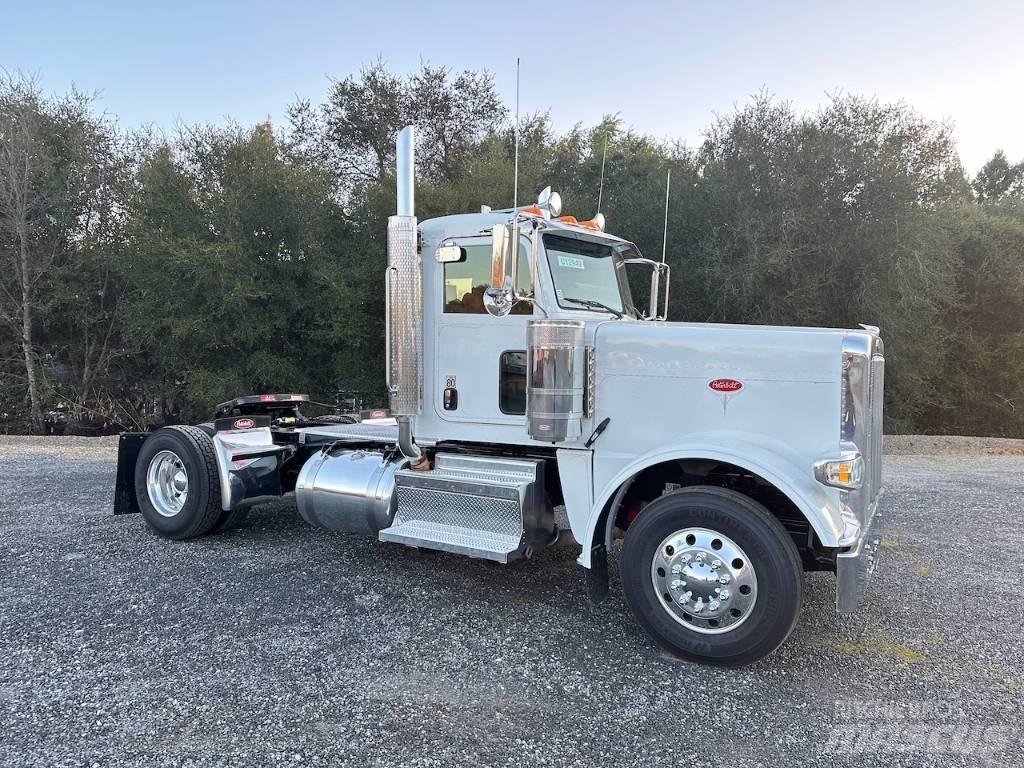 Peterbilt 389 وحدات الجر