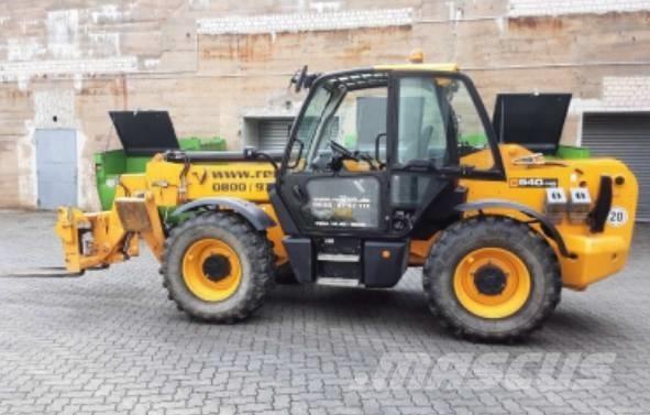 JCB 540-140 مناولات متداخلة