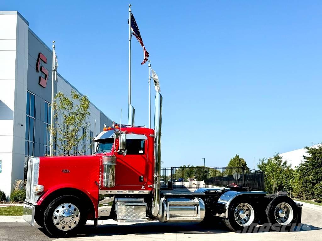 Peterbilt 389 وحدات الجر