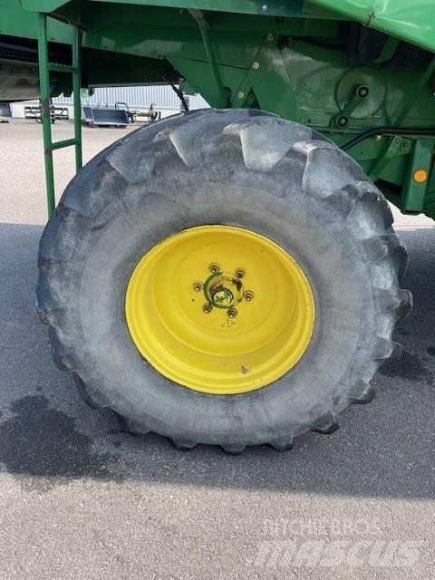 John Deere 1470 حصادات
