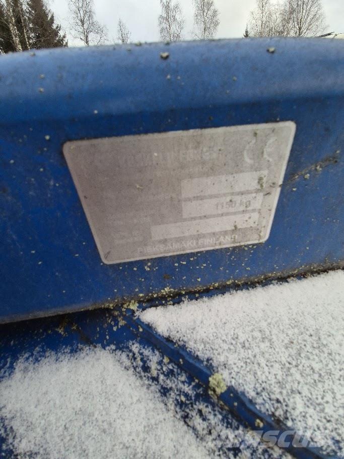 Karhu 275 قاذفات الجليد