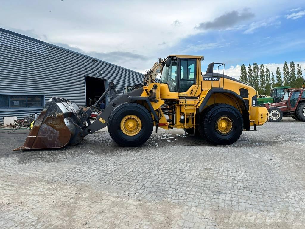 Volvo L180H لوادر بعجل