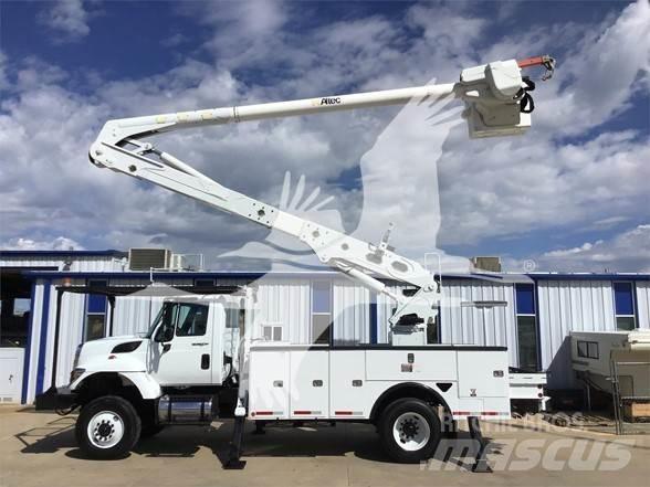 Altec AA55 المنصات الهوائية المثبتة على شاحنة