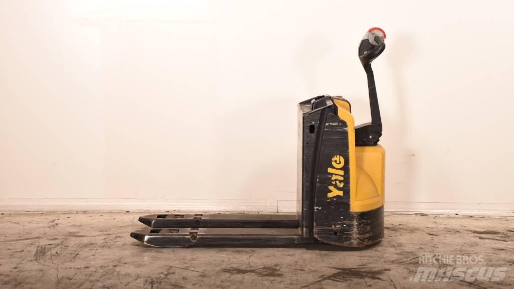 Yale MP 16 معدات الرفع منخفض المستوى