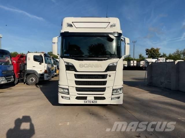 Scania R 540 وحدات الجر