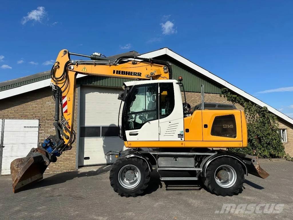 Liebherr A914 حفارات بعجل