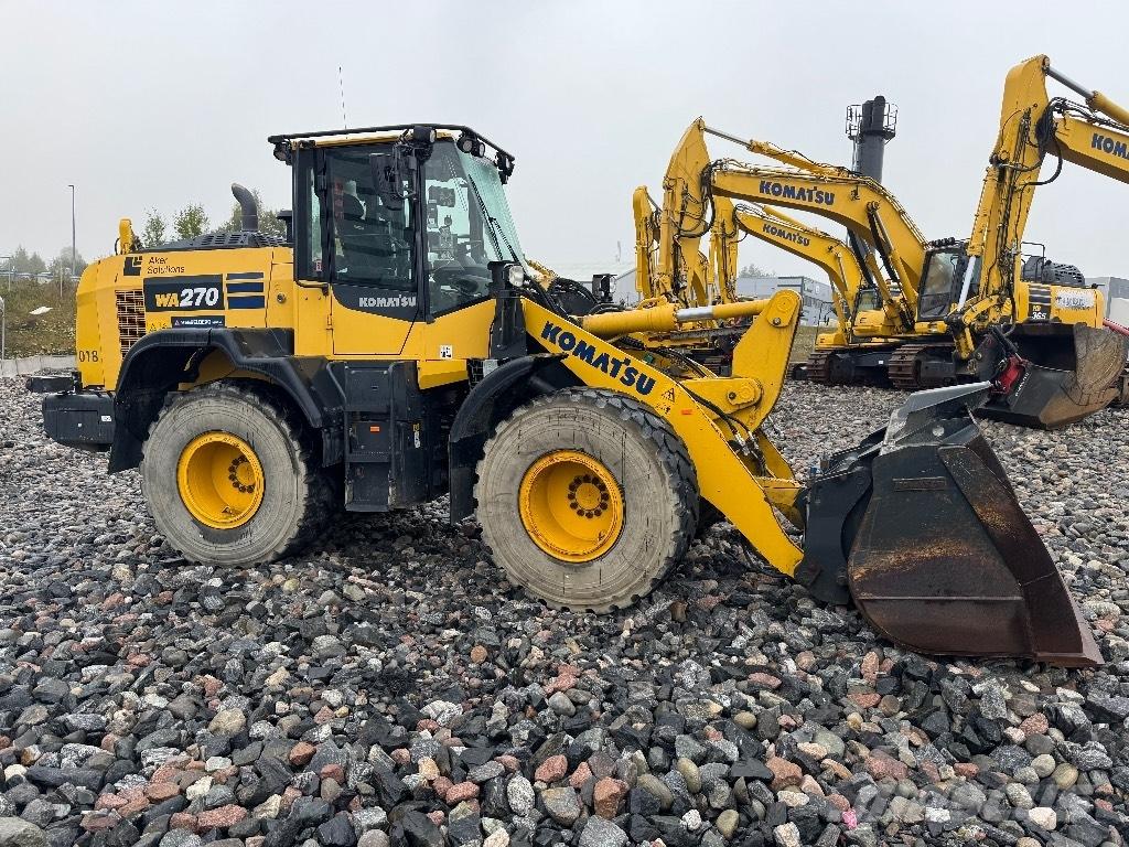 Komatsu WA 270-8 لوادر بعجل