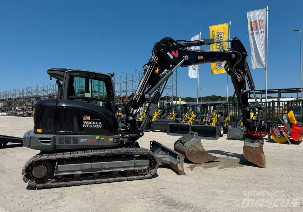 Wacker Neuson ET 90 حفارات زحافة
