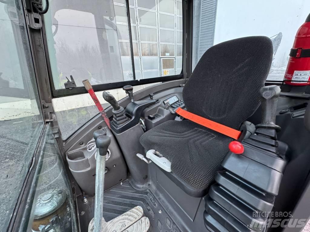 Volvo EC 18 E حفارات صغيرة أقل من 7 طن (حفارات صغيرة)