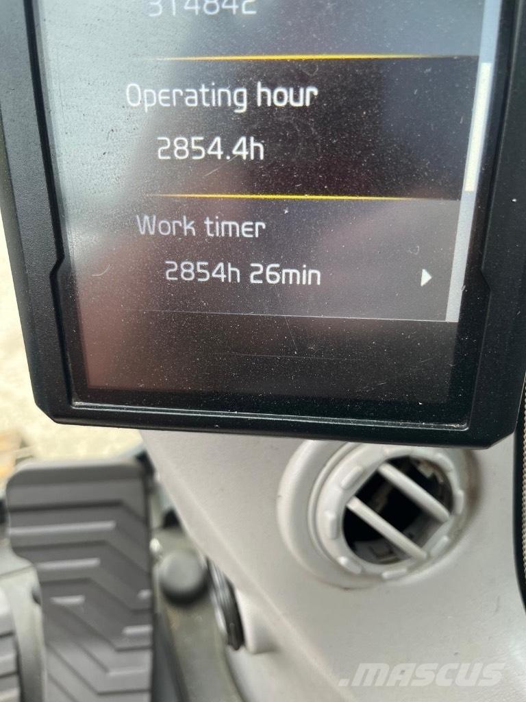 Volvo EC 140 EL حفارات زحافة