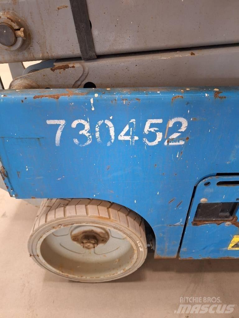 Genie GS 1932 رافعات مقصية الشكل