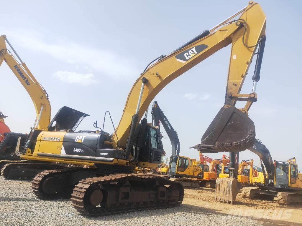 CAT 340D حفارات زحافة