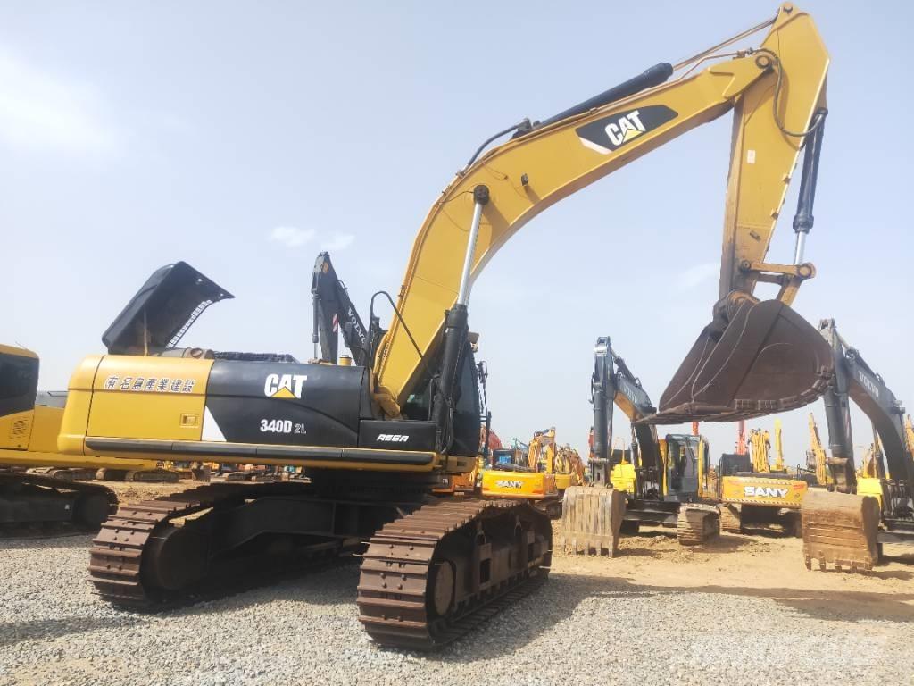 CAT 340D حفارات زحافة