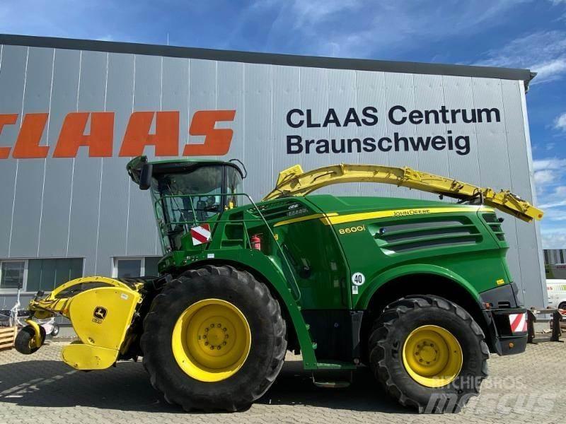 John Deere 8600i علافات ذاتية الدفع