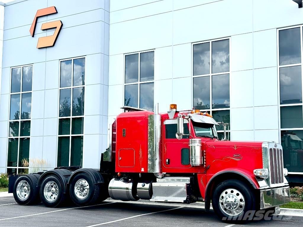 Peterbilt 388 وحدات الجر