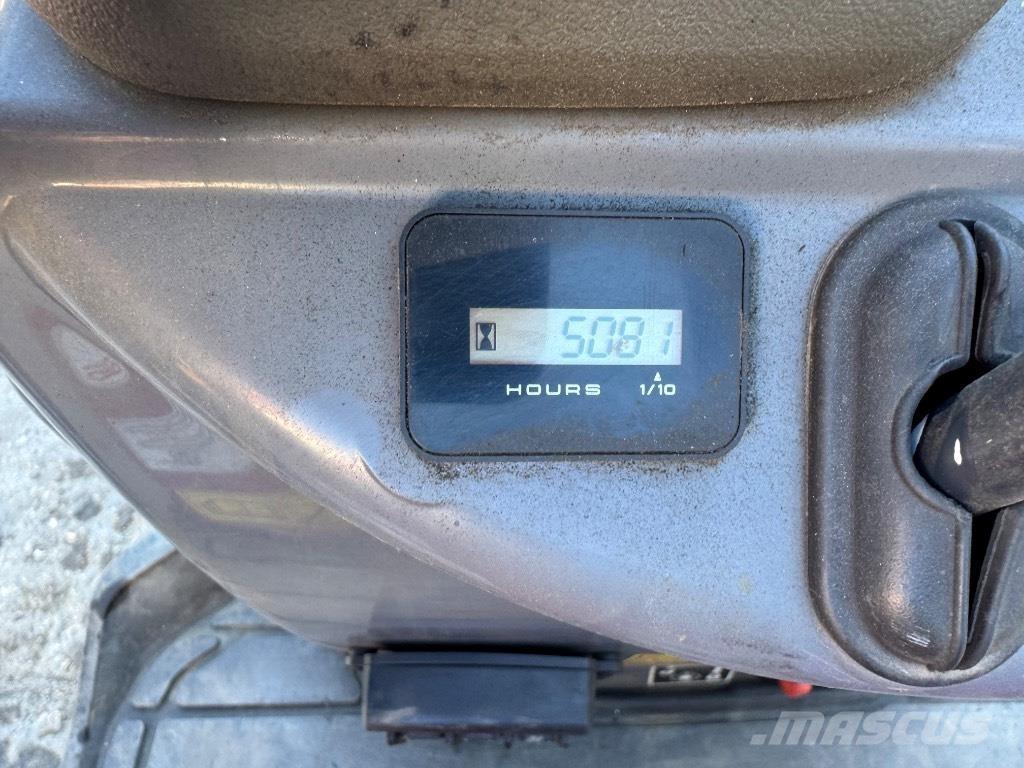 Yanmar SV08 (1E069) حفارات صغيرة أقل من 7 طن (حفارات صغيرة)