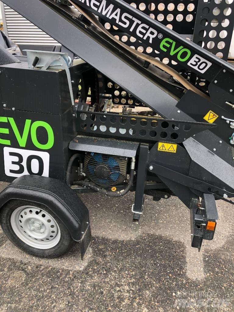 Pilkemaster Evo 30 قطاعات وقسامات خشب