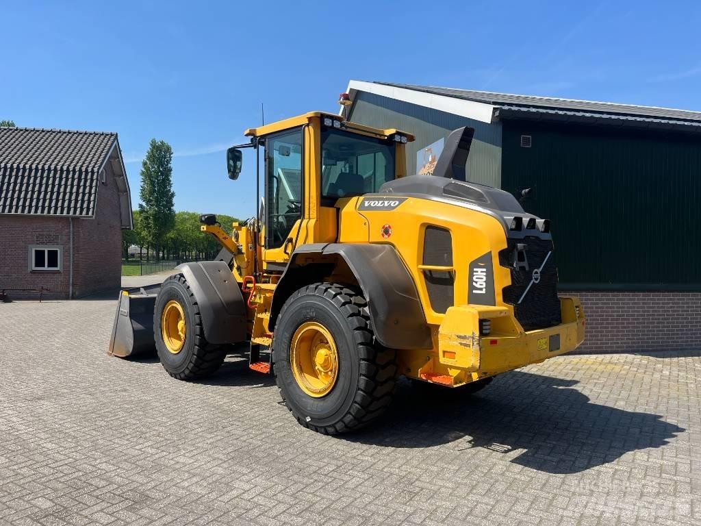 Volvo L 60 H لوادر بعجل
