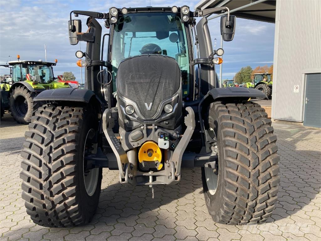 Valtra N155 Direct الجرارات