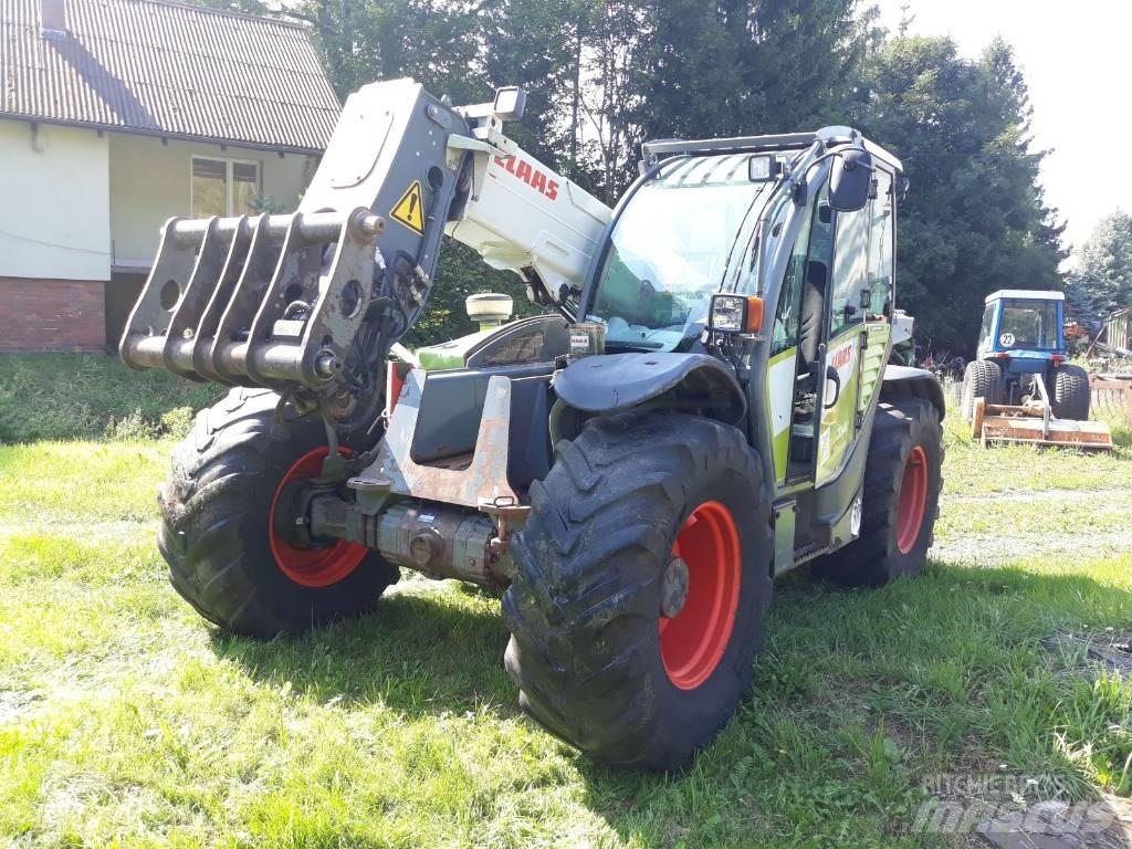 CLAAS Scorpion 7040 مناولات متداخلة
