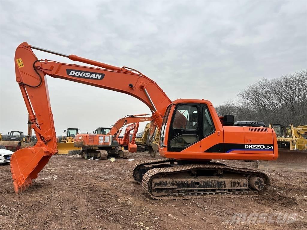 Doosan DH220-7 حفارات زحافة