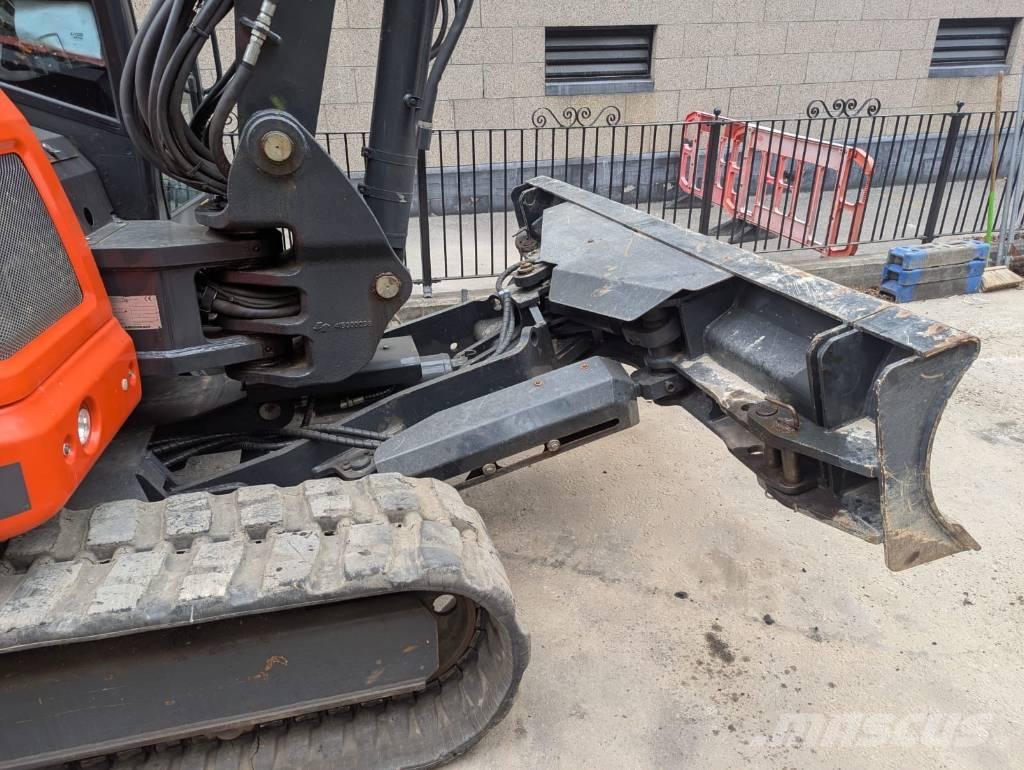 Eurocomach ES 95TR4 حفارات وسط 7 طن - 12 طن