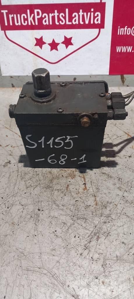 Scania R 440.    2204436 هيدروليات