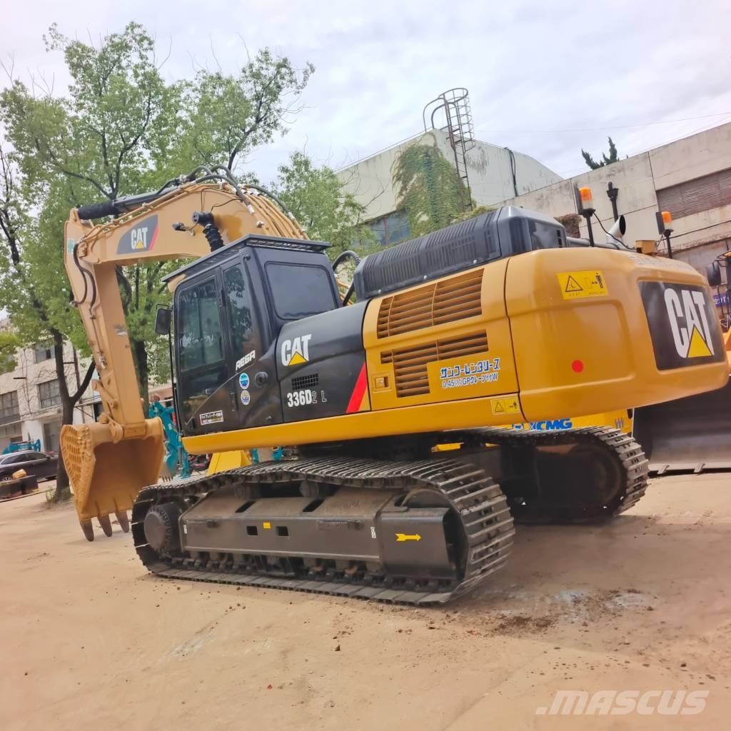 CAT 336D2L حفارات زحافة